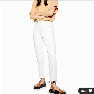 🕊Topshop Mom Jeans in off white